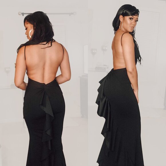 BLACK STRAPPY V-NECK FISHTAIL MAXI DRESS - Picture 2 of 4